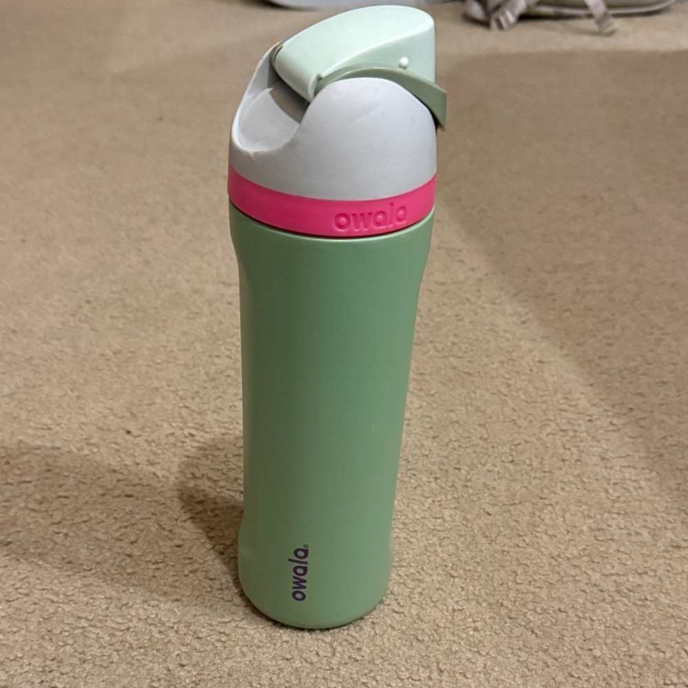 Owala Mint Green Water Bottle